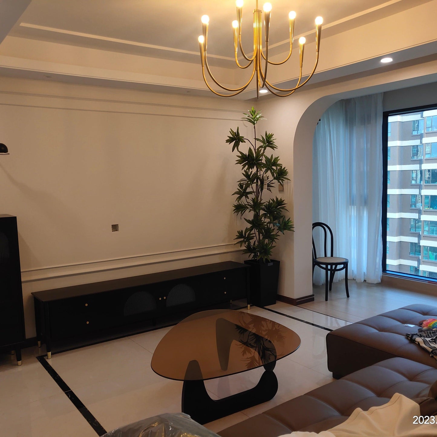 Arm Chandelier with Elegant